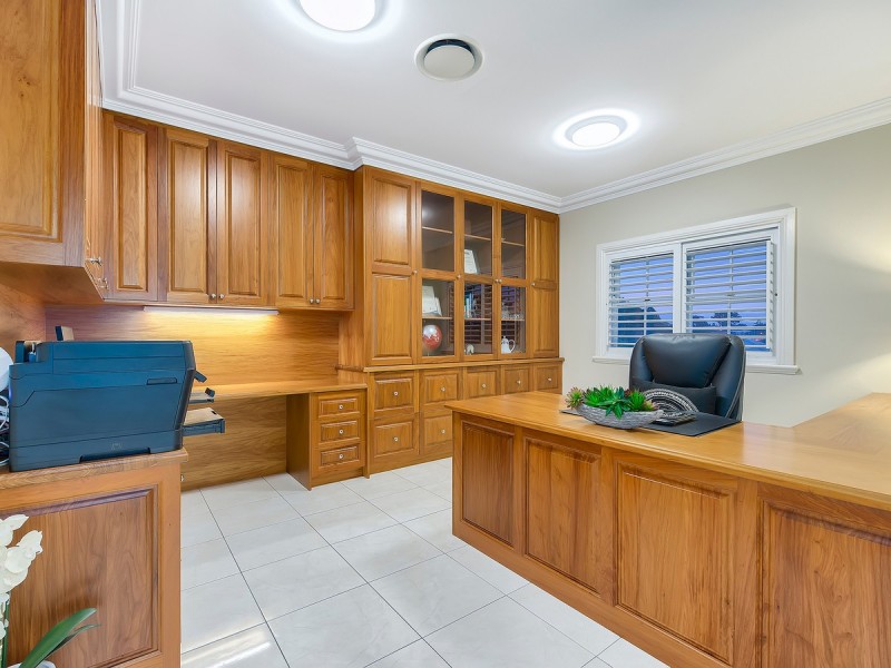 106 Scott Street, Stafford Heights QLD 4053