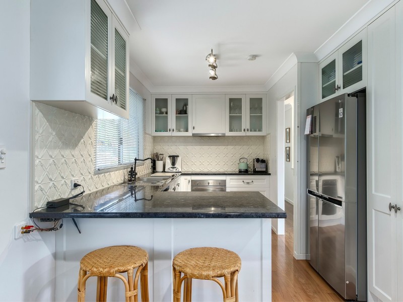 1 Redgrave Street, Stafford Heights QLD 4053