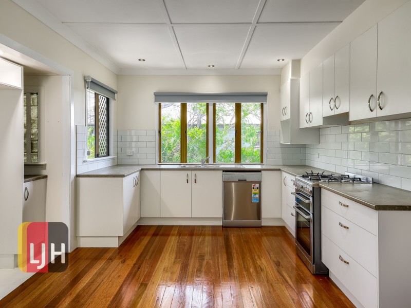 27 Thuruna Street, Stafford QLD 4053