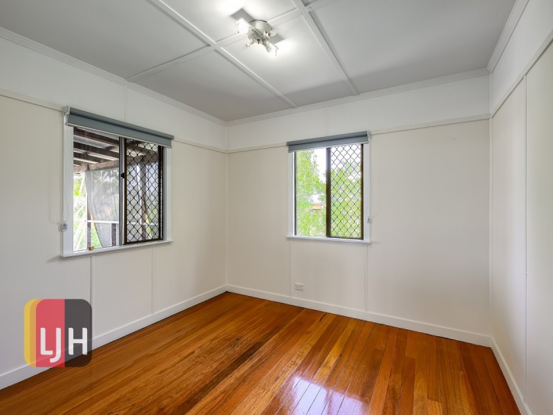 27 Thuruna Street, Stafford QLD 4053