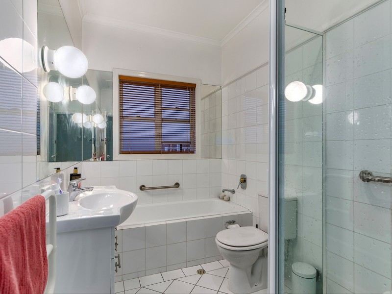 62 Pateena Street, Stafford QLD 4053