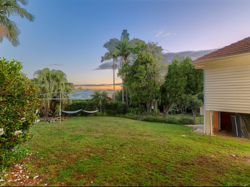 62 Pateena Street, Stafford QLD 4053