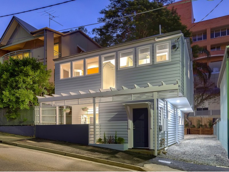 19 Bartley Street, Spring Hill QLD 4000