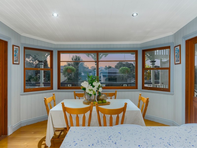 18 Seventh Avenue, Kedron QLD 4031