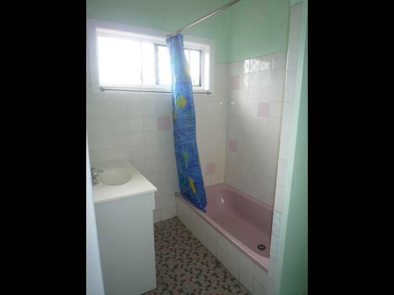 3/15 Clegg Parade, Newmarket QLD 4051