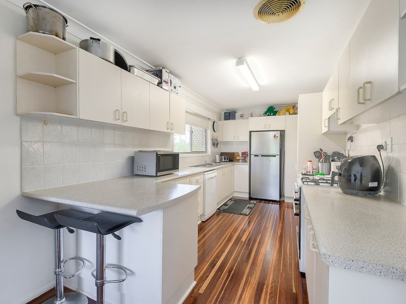 73 Niven Street, Stafford Heights QLD 4053