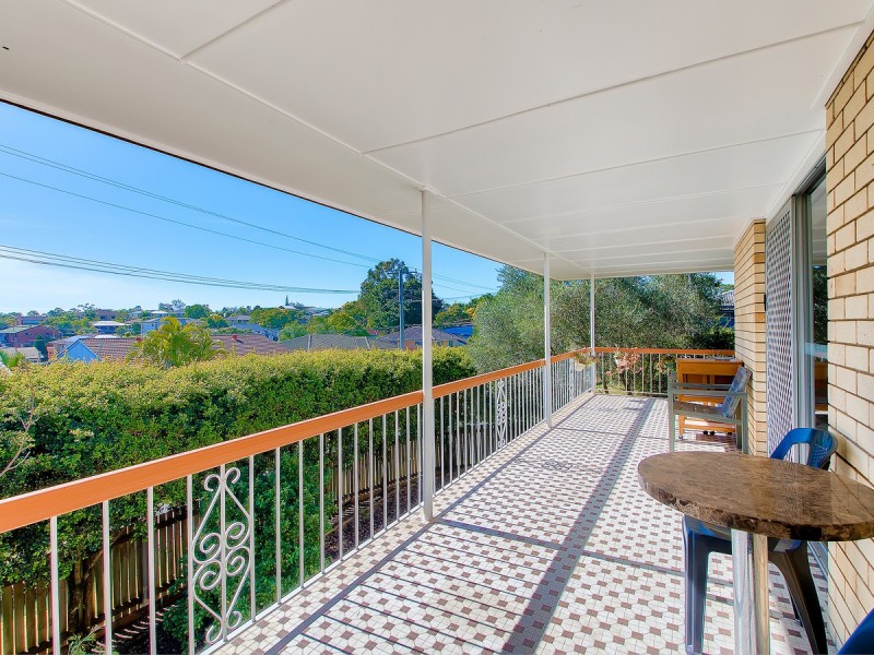 73 Niven Street, Stafford Heights QLD 4053