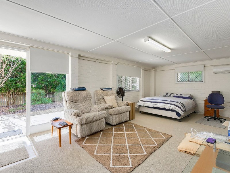 73 Niven Street, Stafford Heights QLD 4053