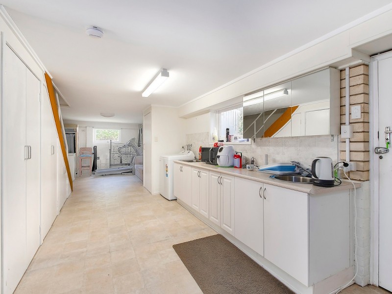 73 Niven Street, Stafford Heights QLD 4053