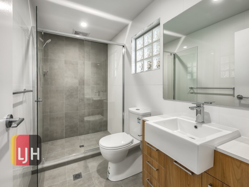 1/32 London Street, Nundah QLD 4012