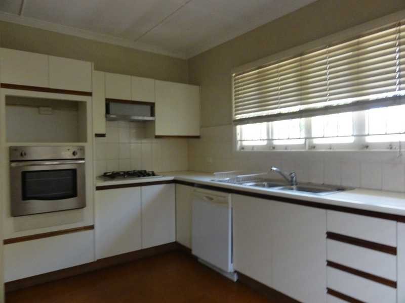 18 Wilgarning Street, Stafford QLD 4053