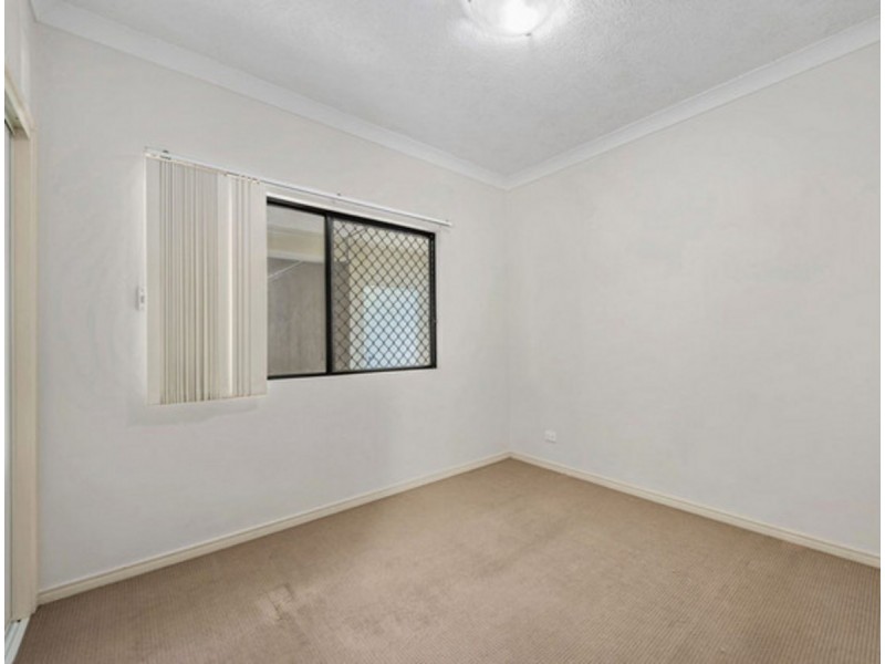 2/97 Wallace Street, Chermside QLD 4032