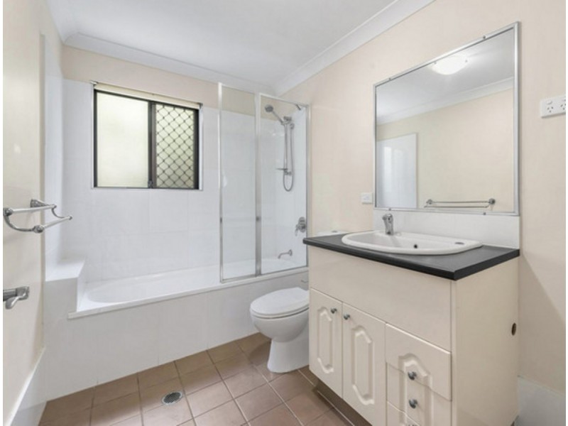 2/97 Wallace Street, Chermside QLD 4032