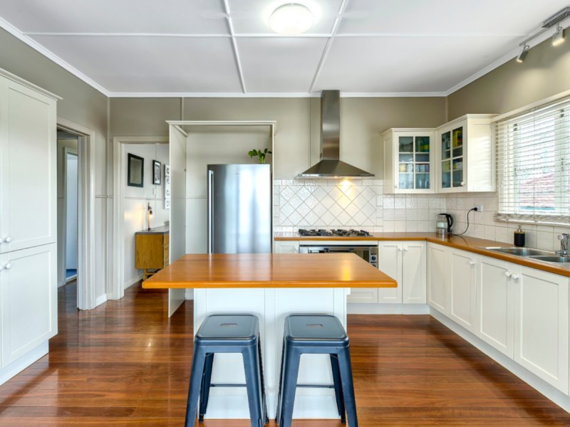 57 Twelfth Avenue, Kedron QLD 4031