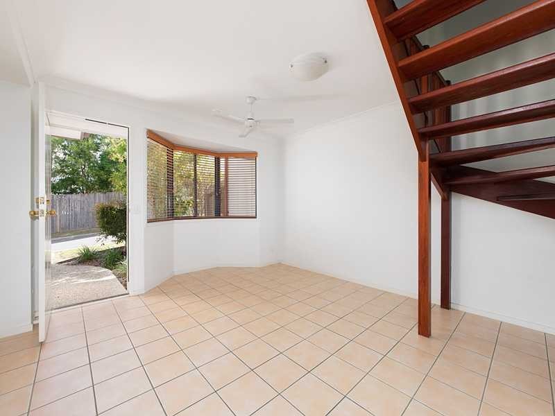 2/2a Beitz Street, Strathpine QLD 4500