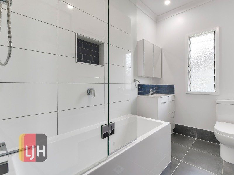 80 Miller Street, Chermside QLD 4032