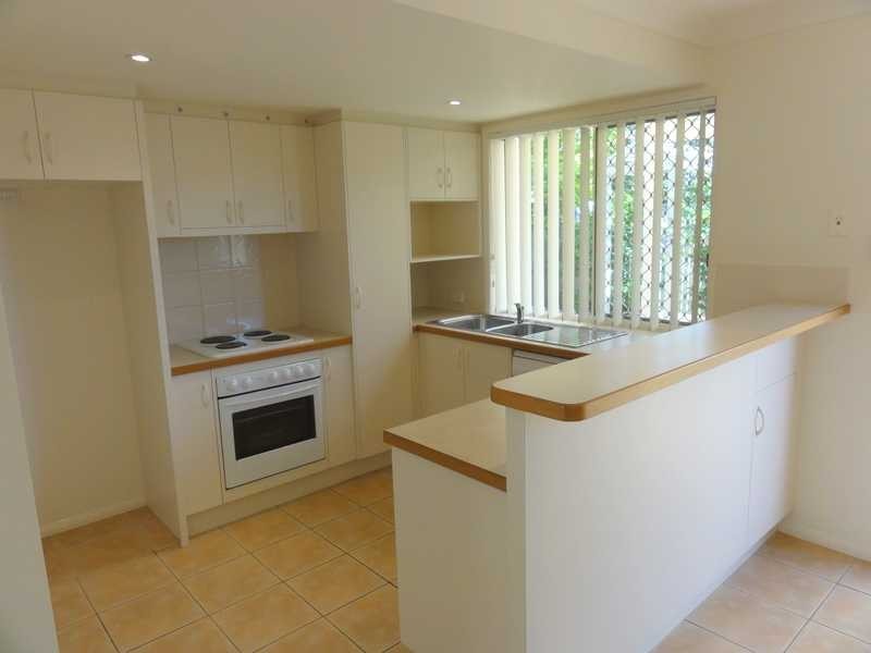 4/12 Greenbank Street, Chermside QLD 4032