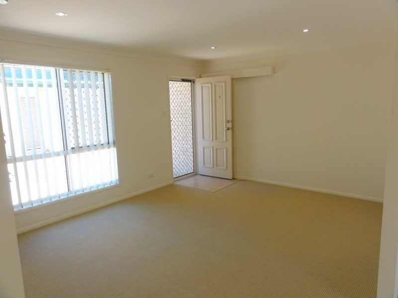 4/12 Greenbank Street, Chermside QLD 4032