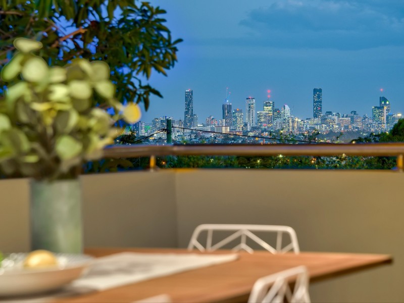 118 Wilgarning Street, Stafford Heights QLD 4053