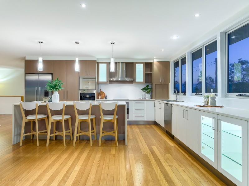 118 Wilgarning Street, Stafford Heights QLD 4053