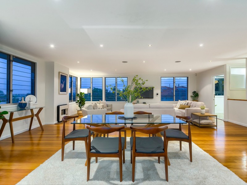 118 Wilgarning Street, Stafford Heights QLD 4053