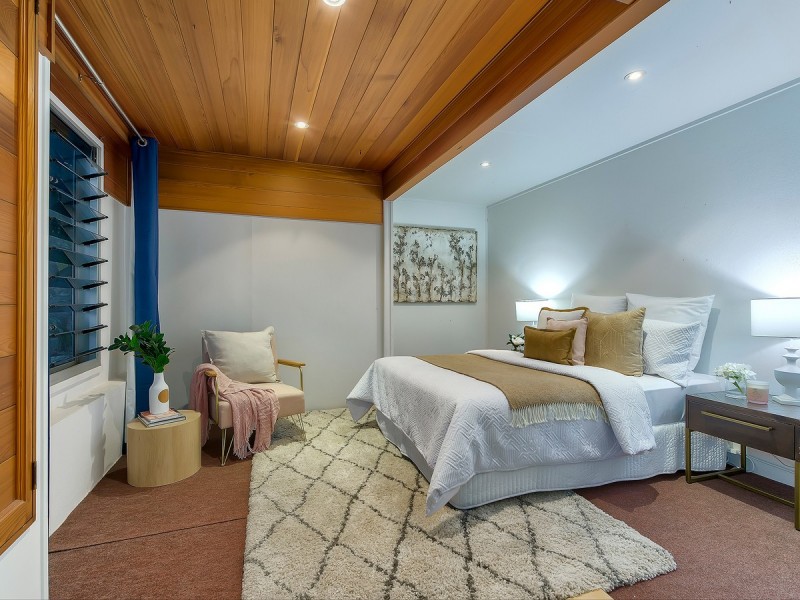 118 Wilgarning Street, Stafford Heights QLD 4053