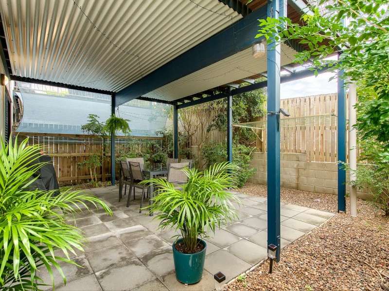 4/9 Burnaby Terrace, Gordon Park QLD 4031