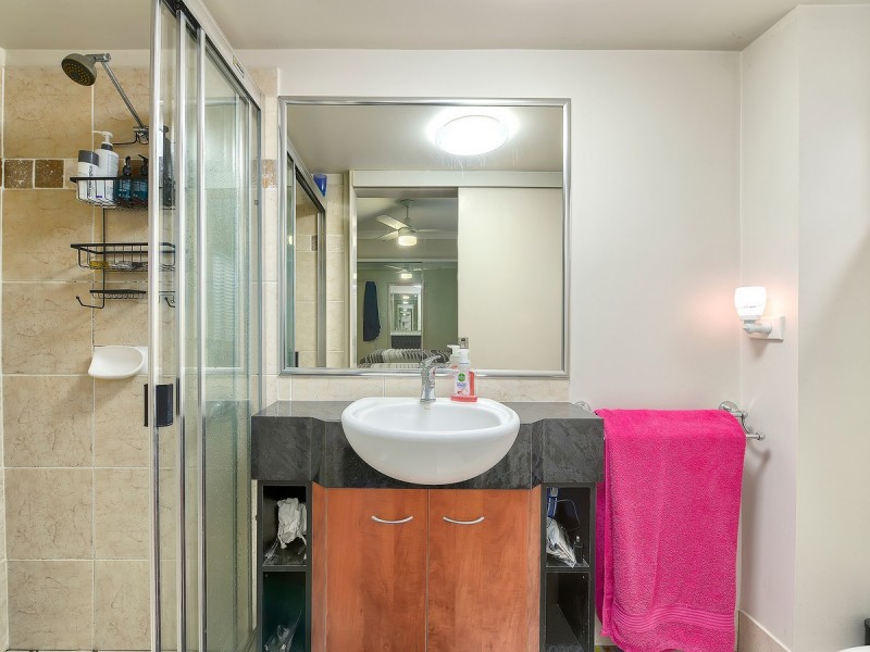 4/9 Burnaby Terrace, Gordon Park QLD 4031