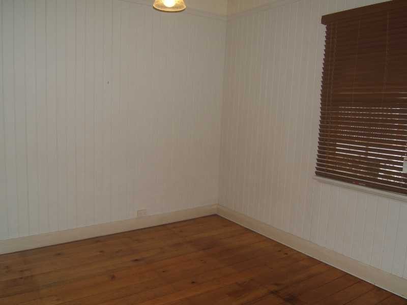 33 Maygar Street, Windsor QLD 4030