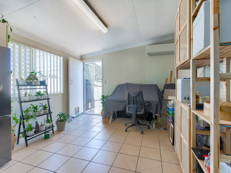 2/211 Webster Road, Stafford QLD 4053