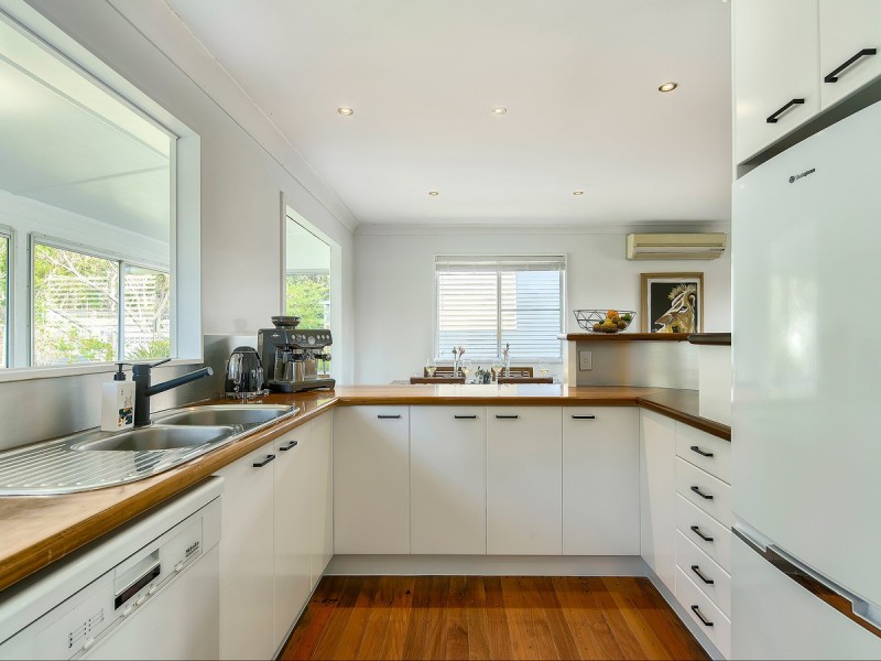 45 Bramcote Street, Chermside West QLD 4032