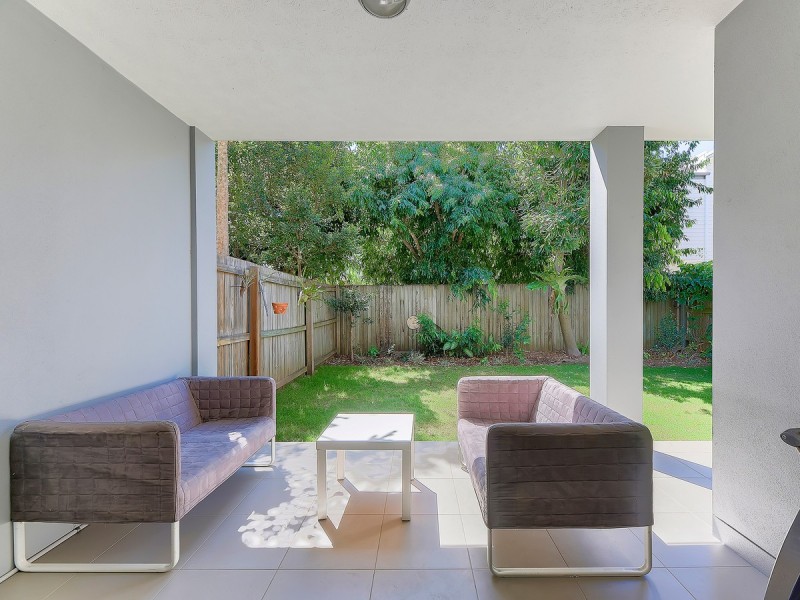 2/23 Duffy Street, Zillmere QLD 4034