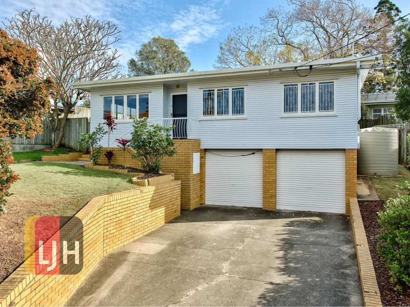 17 Quill Street, Stafford Heights QLD 4053