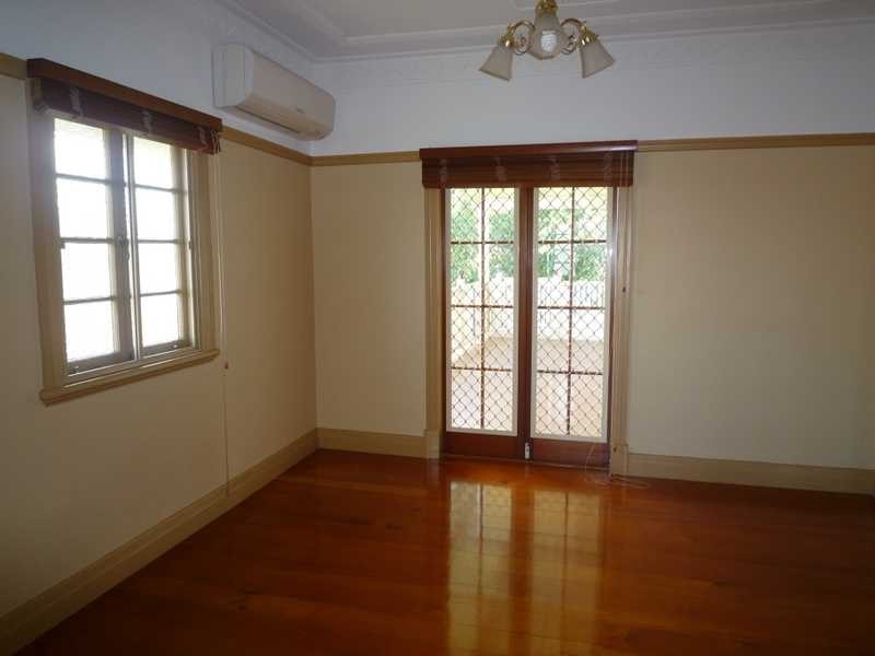 54 Clifford Street, Stafford QLD 4053