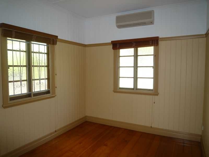 54 Clifford Street, Stafford QLD 4053