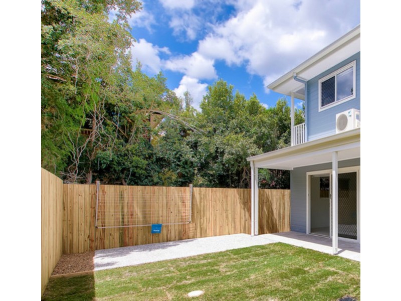 2/12a Brook Street, Everton Park QLD 4053