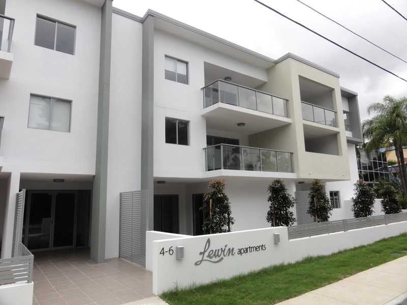 4/4-6 Lockhart Street, Woolloongabba QLD 4102