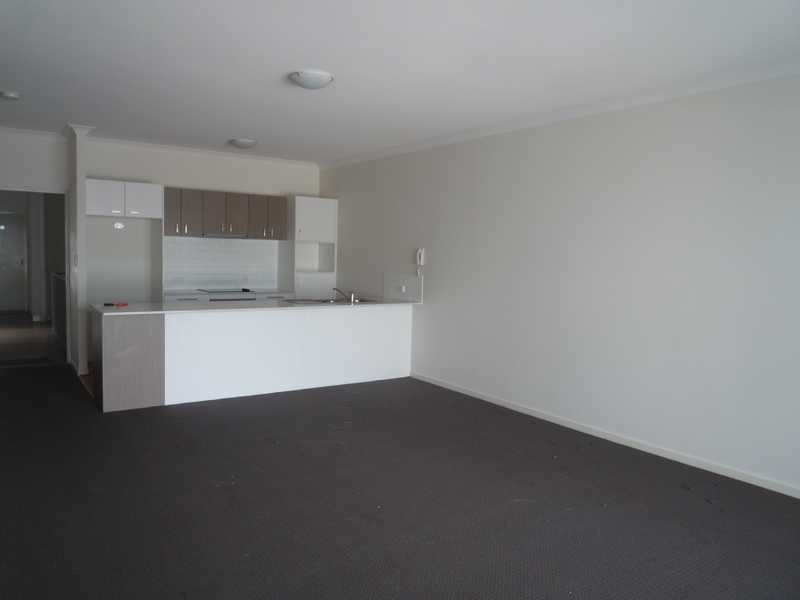 4/4-6 Lockhart Street, Woolloongabba QLD 4102