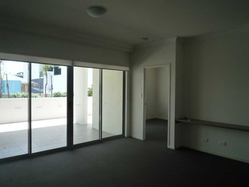 4/4-6 Lockhart Street, Woolloongabba QLD 4102