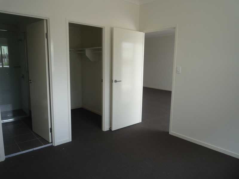 4/4-6 Lockhart Street, Woolloongabba QLD 4102