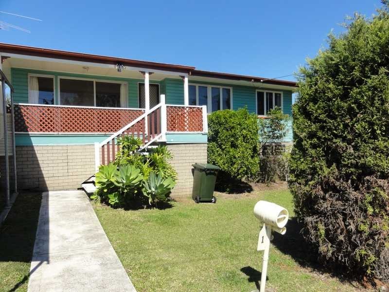 1 Besson Street, Stafford Heights QLD 4053