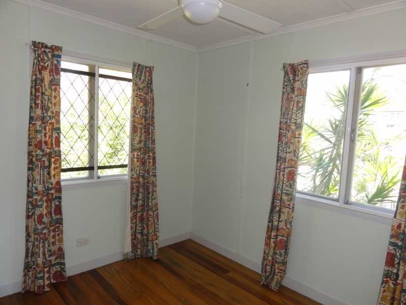 1 Besson Street, Stafford Heights QLD 4053