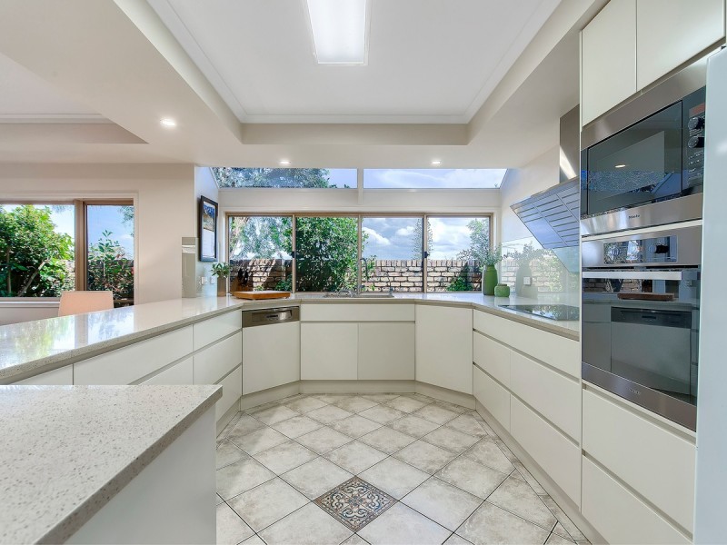 8 Andress Street, Mcdowall QLD 4053