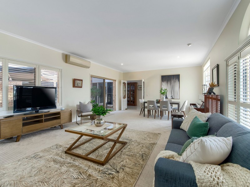 8 Andress Street, Mcdowall QLD 4053