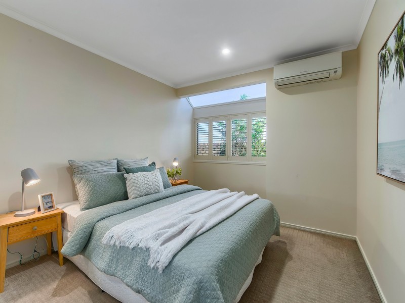 8 Andress Street, Mcdowall QLD 4053