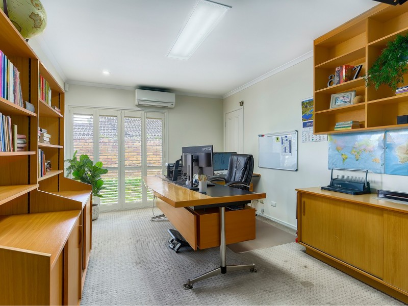 8 Andress Street, Mcdowall QLD 4053