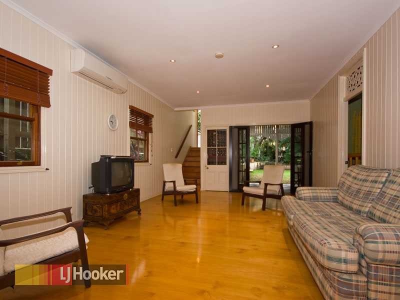 23 Oakwal Terrace, Windsor QLD 4030