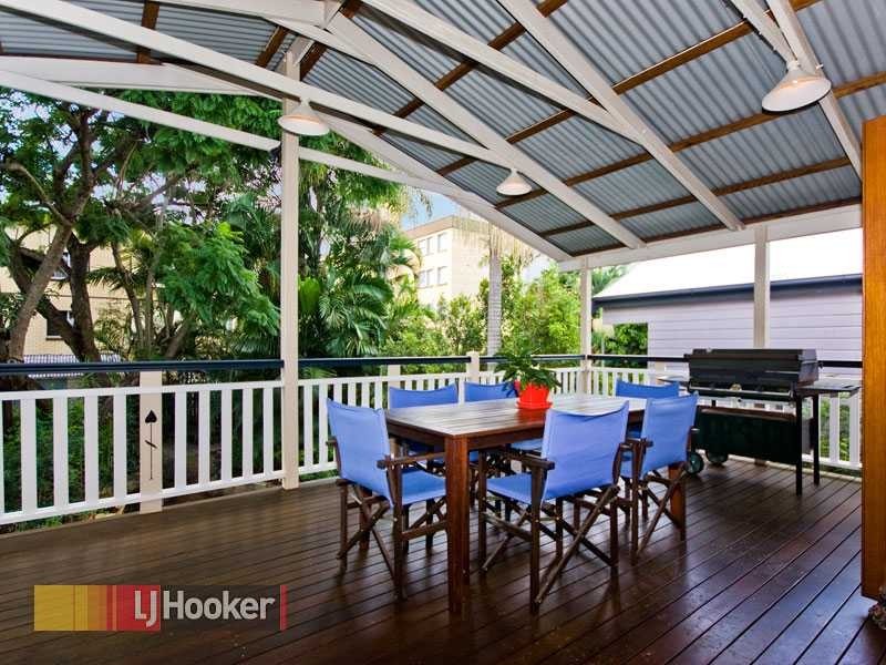 23 Oakwal Terrace, Windsor QLD 4030
