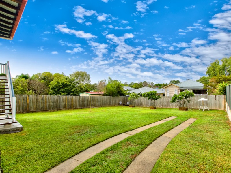 57 Twelfth Avenue, Kedron QLD 4031