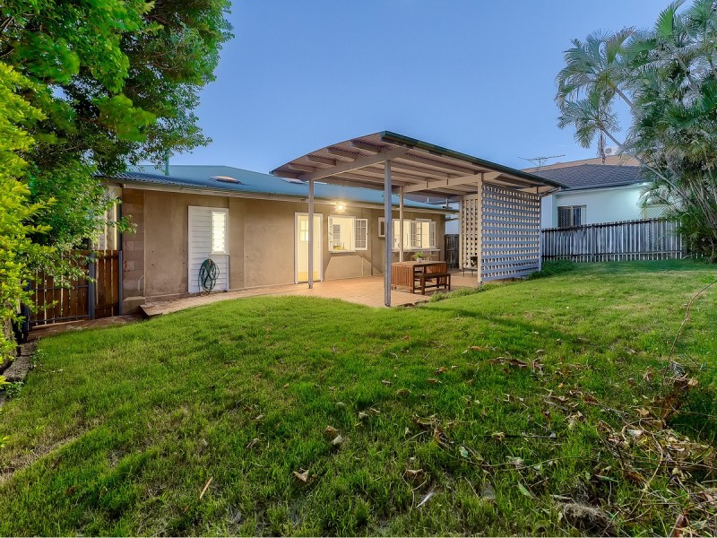 12 Swinburne Street, Lutwyche QLD 4030